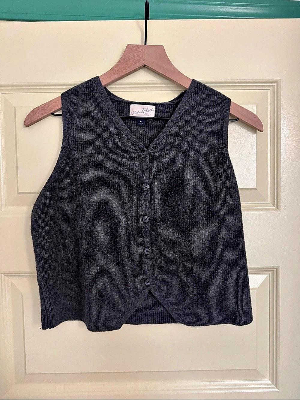 Universal Thread Button-Up Sweater Vest V-Neck Gray Size XL